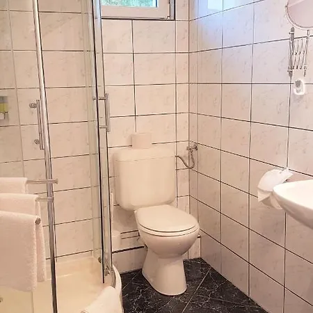 Bed & Breakfast Dom Wypoczynkowy Oskar Jastrzebia Gora 5*